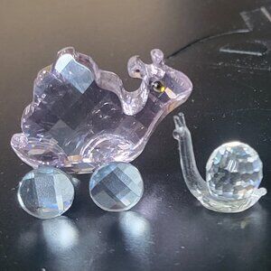 SWAROVSKI Crystal Little Companions SUSIE the Pink SNAIL on Rolling Wheels +mini